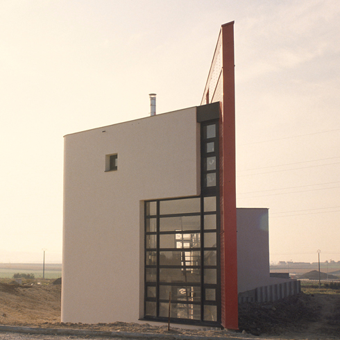 La maison derrière le mur