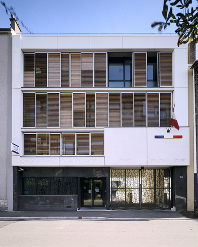 CP07 Commissariat de police en centre ville de Vanves