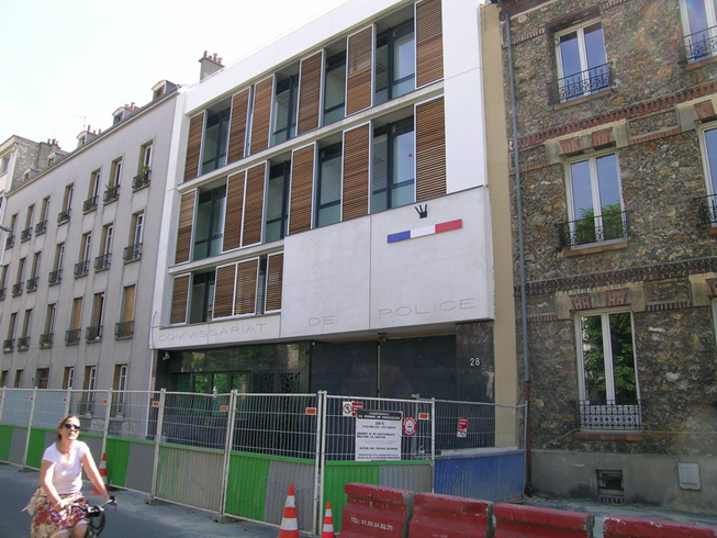 CP07 Commissariat de police en centre ville de Vanves