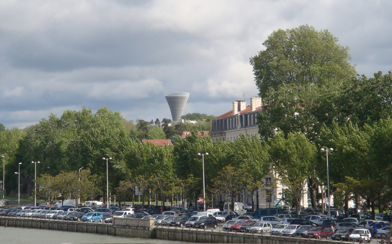 Château d'eau de la ville de Bayonne