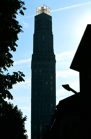 La tour Perret à Amiens