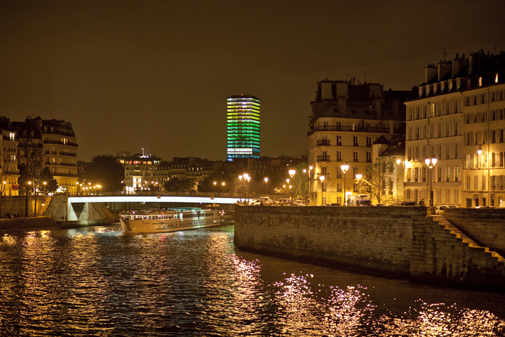 Tour centrale du Campus de Jussieu